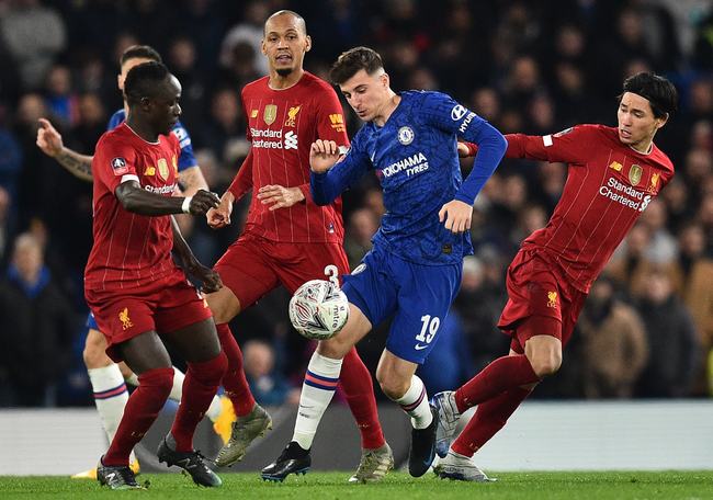 临危受命！张宁末节8分忘我怒吼，媒体人：伤没好利索主动请缨